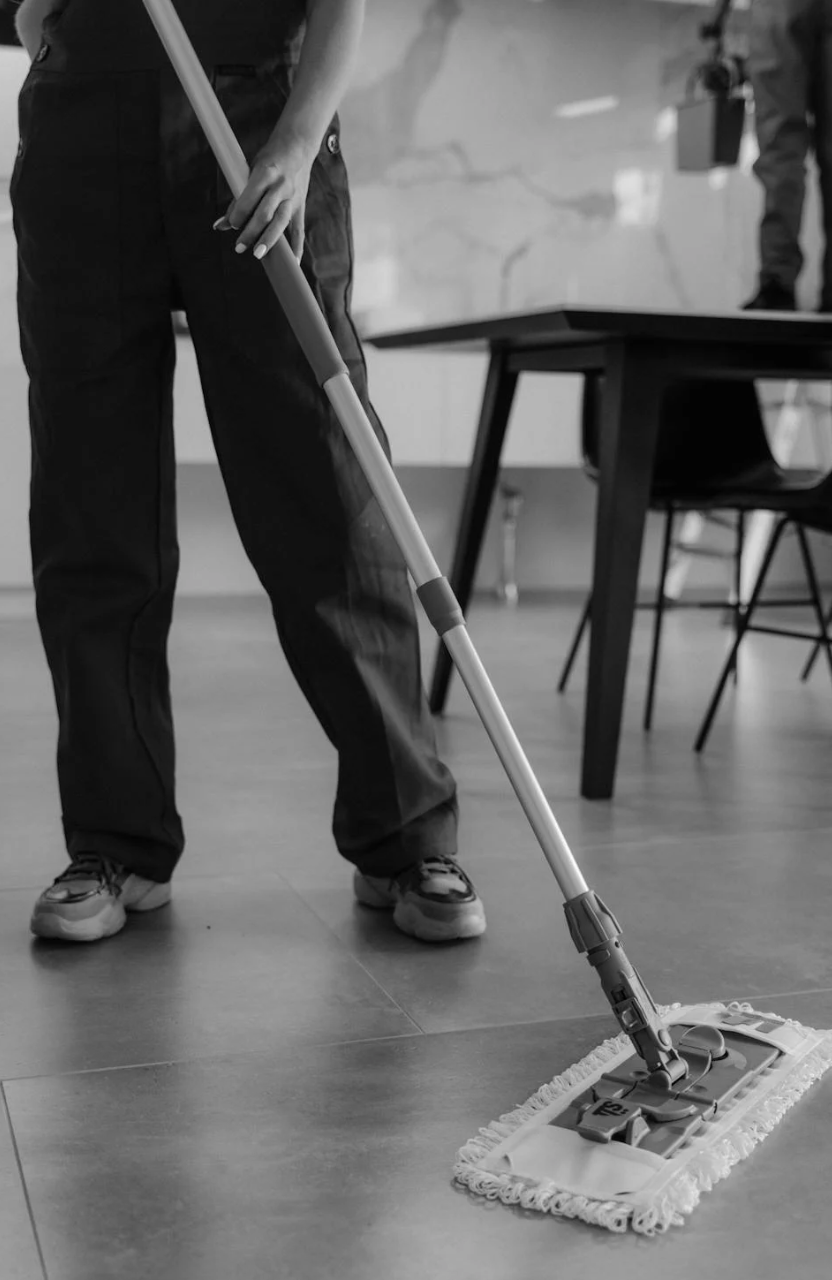 Treppenhausreinigung mit professioneller Boden- und Innenreinigung